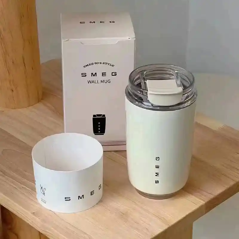 ماگ مسافرتی برند SMEG مدل 648 گنجایش 0.240 لیتر